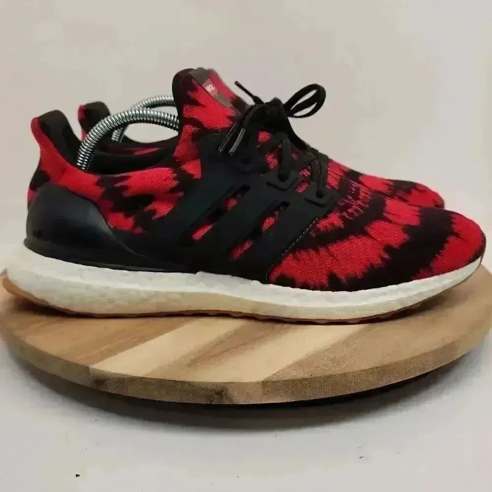 Adidas Ultraboost x Nice Kicks "No Vacancy" sneakers Mens Size 9.5 Red Black